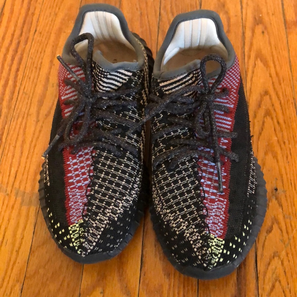 Adidas Yeezy size 5 Preowned